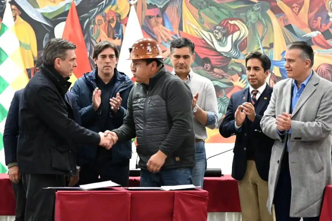 Gobierno y la COB instalan cuatro mesas de trabajo para concretar el acuerdo que pacificó el país