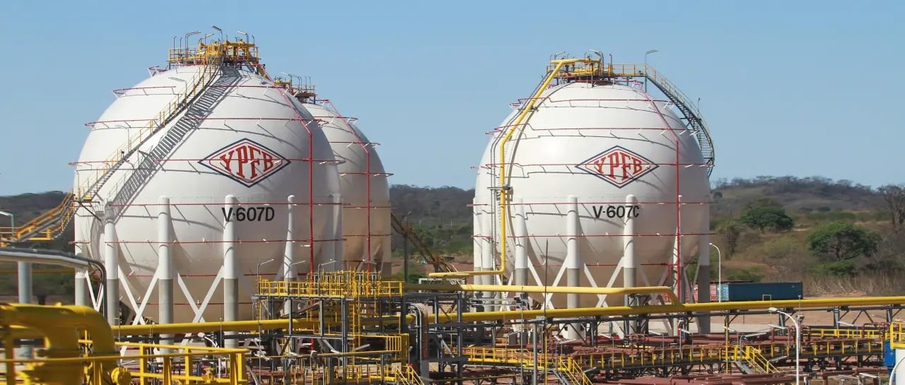 Gobierno rechaza privatizar YPFB y anuncia una reestructuración profunda ante crisis financiera