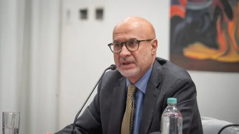 Ministro Lupo afirma que un acuerdo con el FMI es indispensable para resolver el déficit fiscal en Bolivia