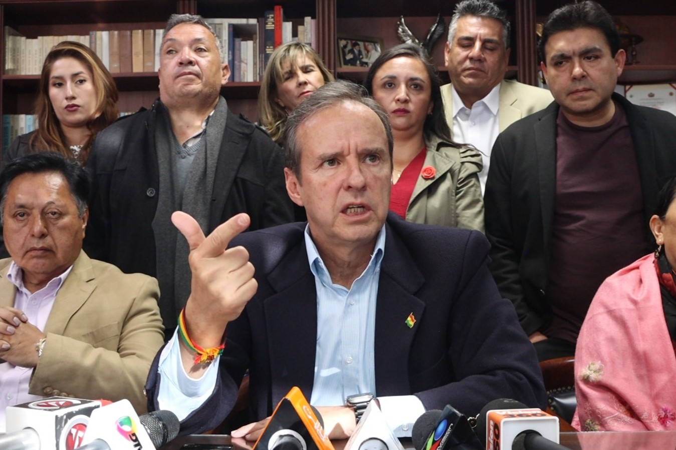 Tuto Quiroga afirma que Evo Morales habría salido del país si él ganaba la segunda vuelta electoral
