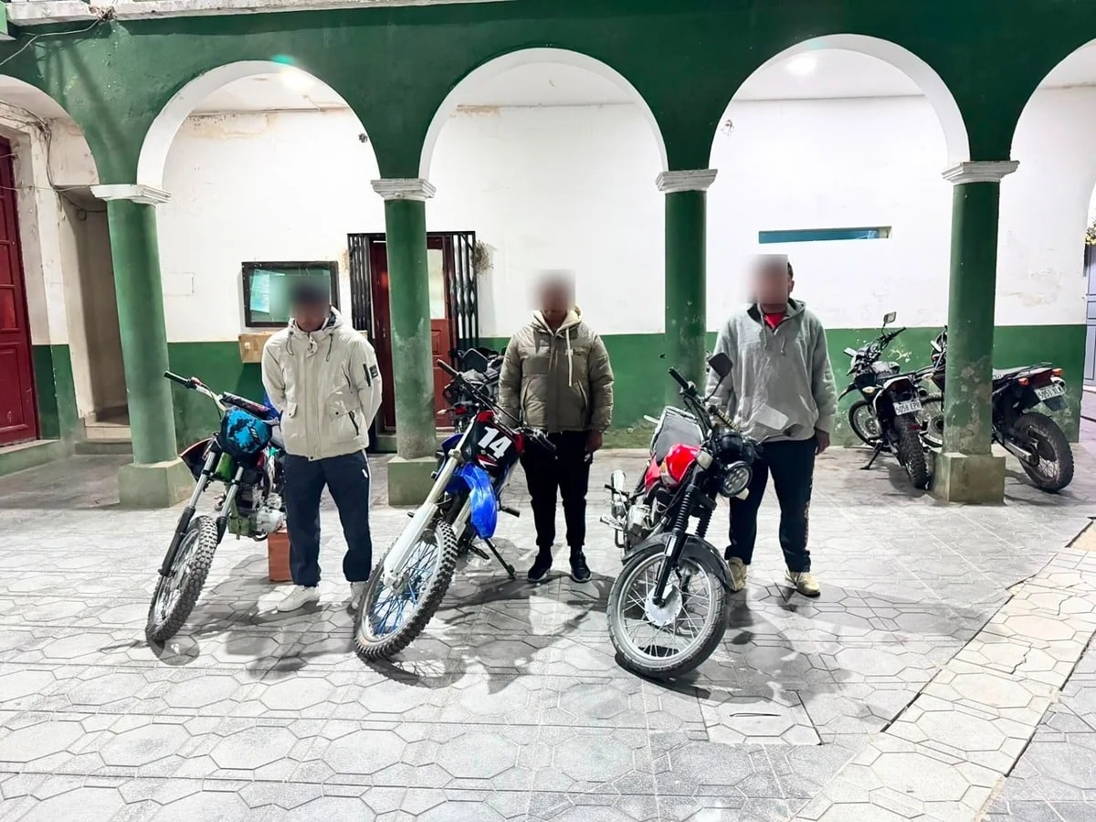 La Felcc captura a seis presuntos integrantes de una red de 'motoladrones' en Oruro