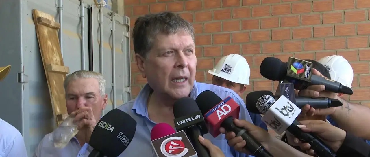 El Ministerio de Hidrocarburos pide disculpas por la escasez de combustible sin fijar fecha de solución Foto: UNITEL