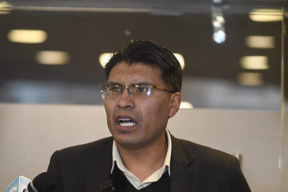 Nilton Condori proyecta una eventual candidatura presidencial para 2030 con impulso a empresas populares