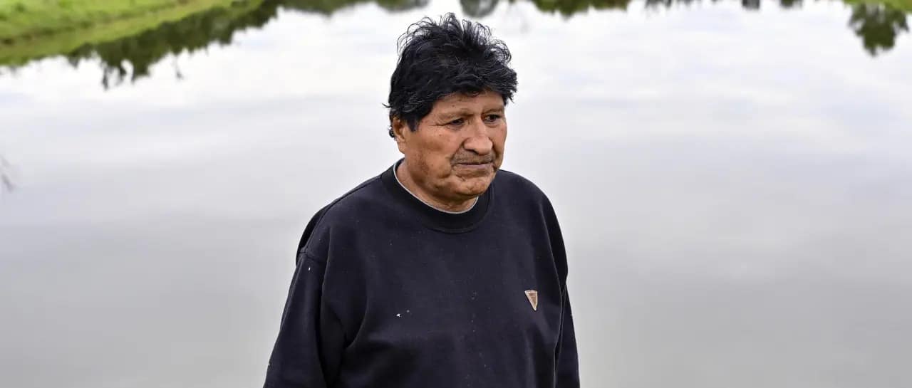 Sectores cocaleros refuerzan vigilias en el trópico de Cochabamba ante la orden de aprehensión contra Evo Morales Foto: AFP