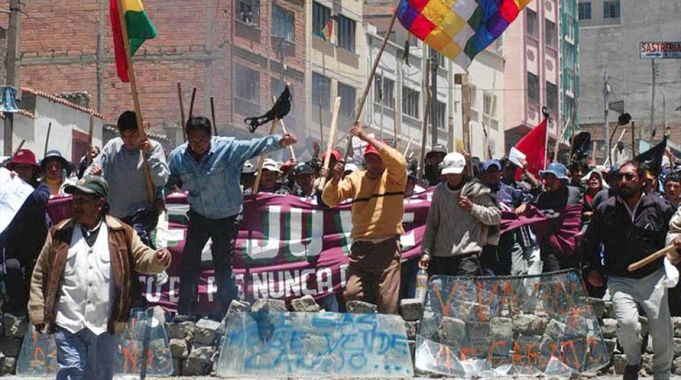 Víctimas de Octubre Negro impugnarán la nulidad del juicio contra Sánchez Berzaín Foto: Eju Tv