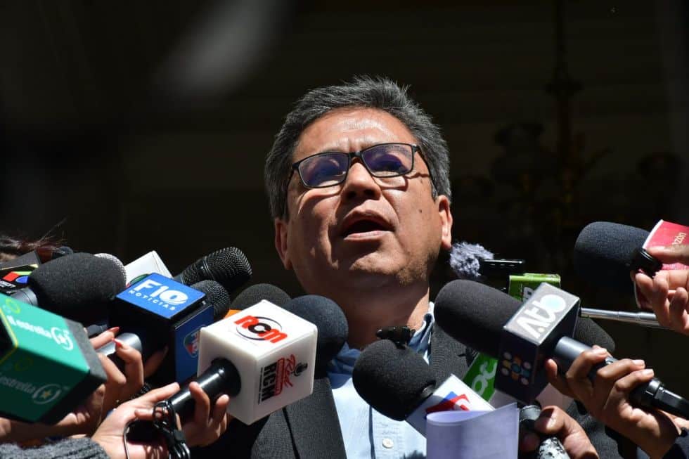 El Gobierno elimina la subvención del diésel y asegura medidas de protección para la economía popular