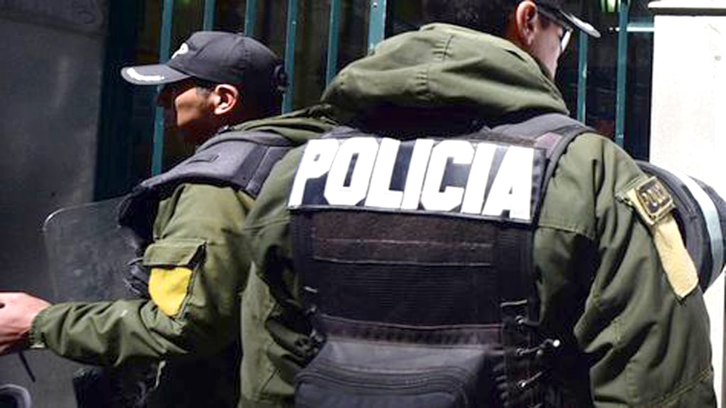 Policía halla el cuerpo de una mujer desaparecida en Santa Cruz y aprehende a su pareja